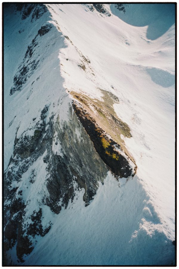 85dd2734-3615-46aa-a16d-1bc2e79105f9 copy (900)